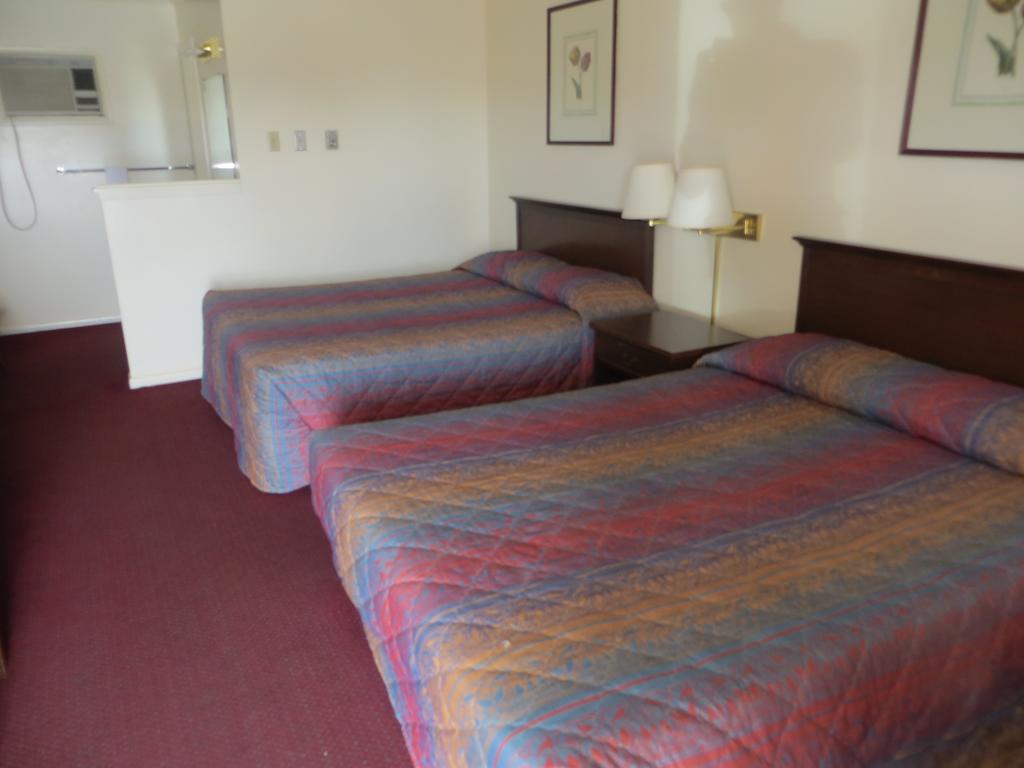 Traveler'S Lodge Salina Pokoj fotografie